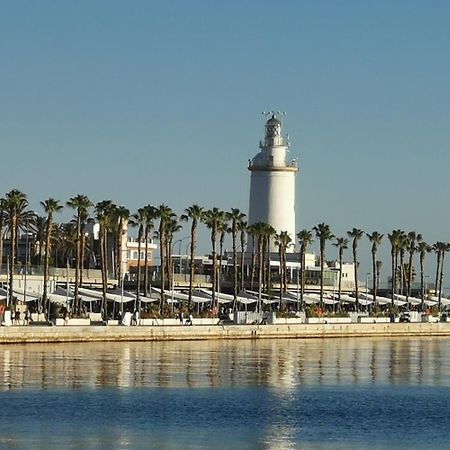 Encantador bajo en Málaga Esterno foto