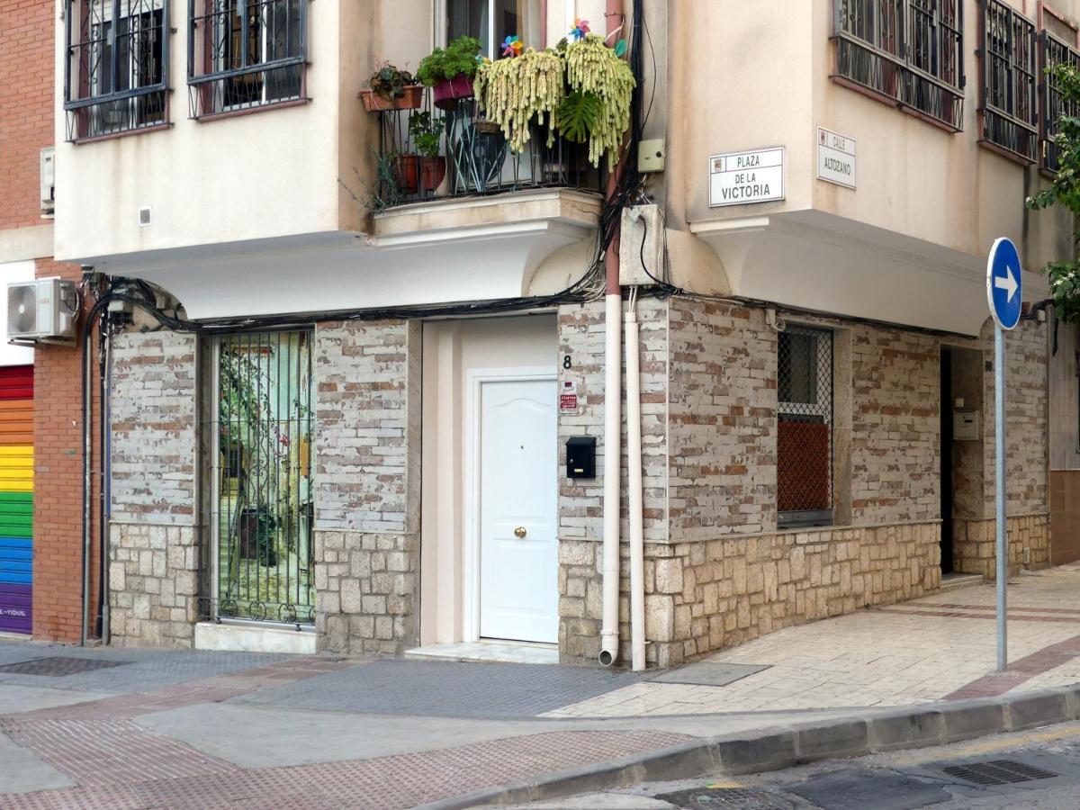 Encantador bajo en Málaga Esterno foto
