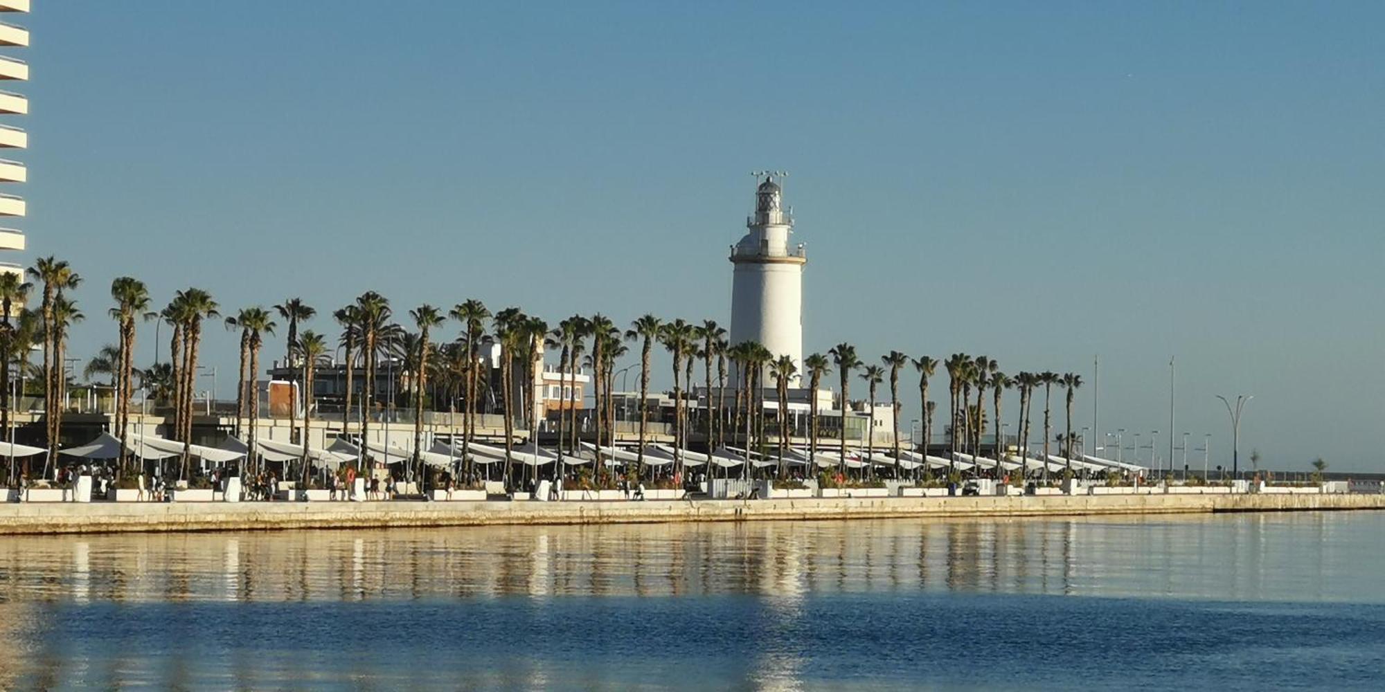 Encantador bajo en Málaga Esterno foto