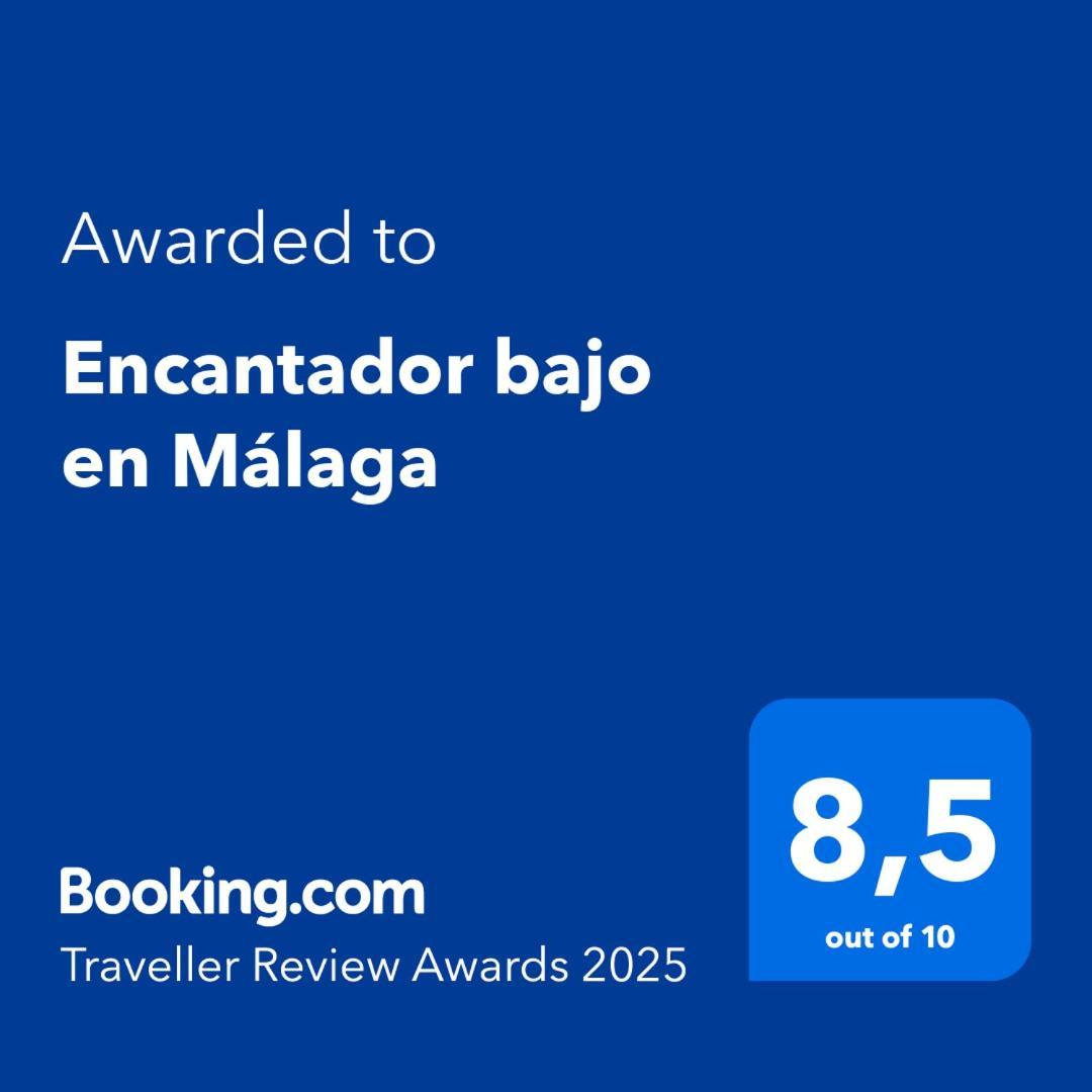 Encantador bajo en Málaga Esterno foto